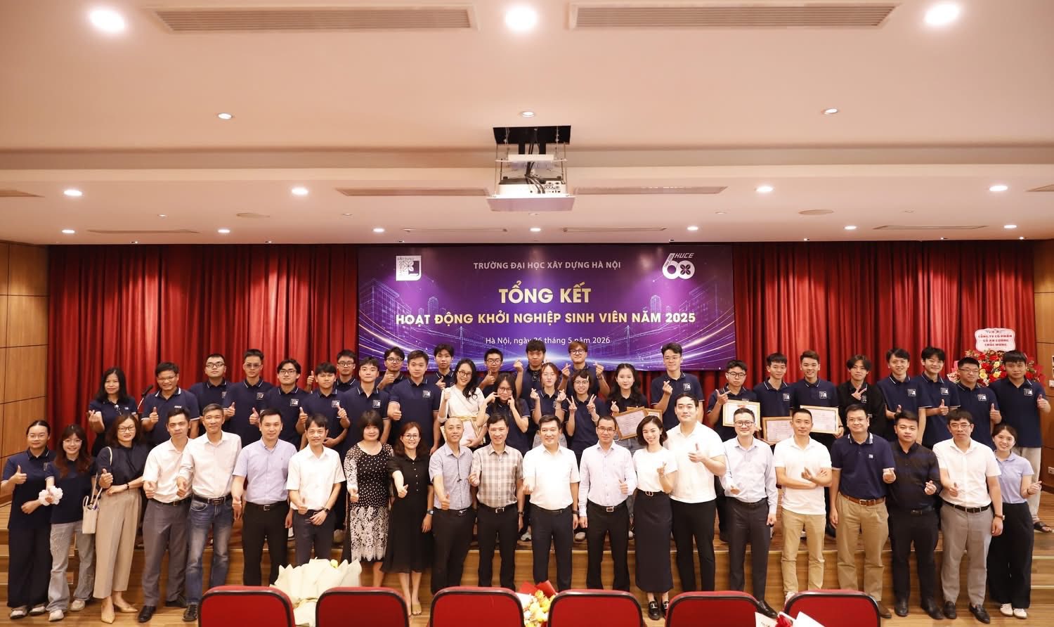 SINH VIÊN KHOA VẬT LIỆU XÂY DỰNG GHI DẤU ẤN TẠI CHƯƠNG TRÌNH TỔNG KẾT HOẠT ĐỘNG KHỞI NGHIỆP SINH VIÊN NĂM 2025