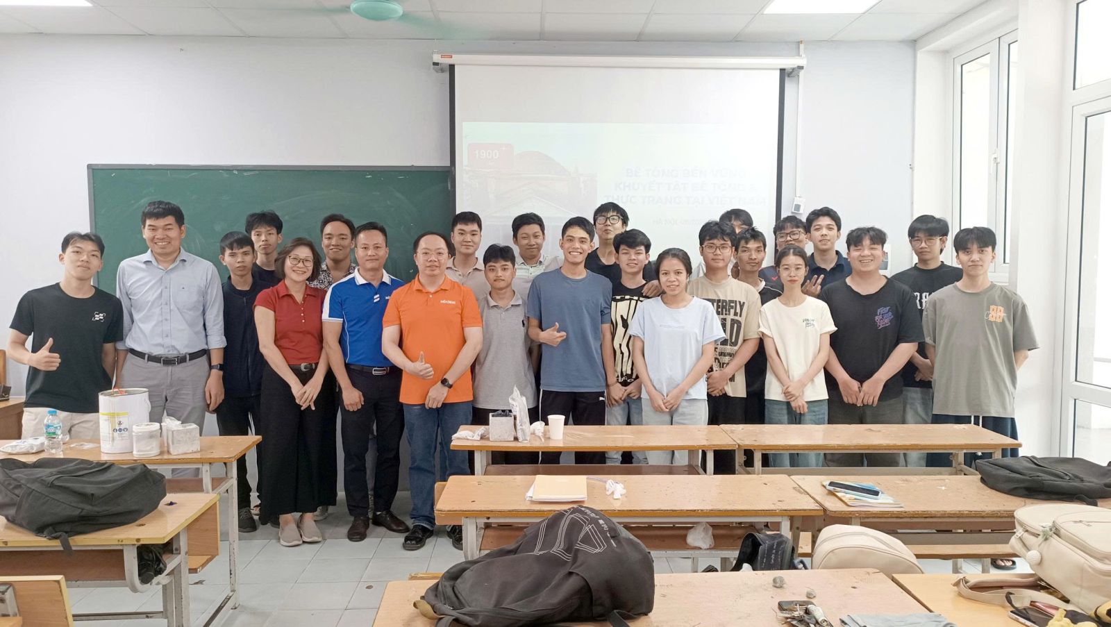 KHOA VẬT LIỆU XÂY DỰNG TỔ CHỨC SEMINAR CHUYÊN ĐỀ VỀ BÊ TÔNG BỀN VỮNG VÀ KẾT NỐI DOANH NGHIỆP